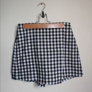 Adorable gingham short